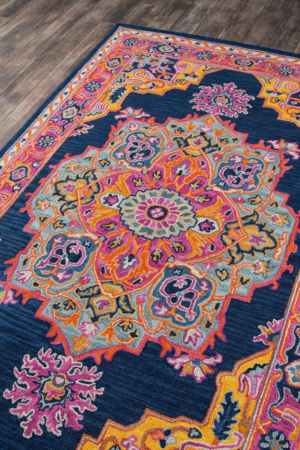 Momeni Ibiza IBI-1 Navy Area Rug Corner Image Feature