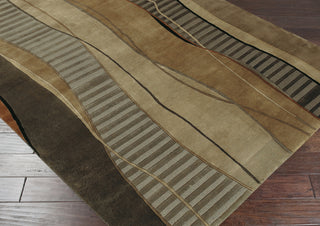 Surya Mugal IN-8020 Area Rug 5x8 Corner Feature