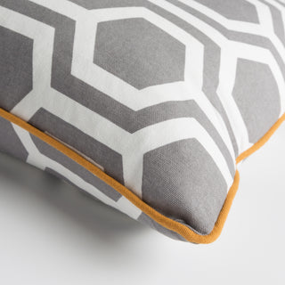 Artistic Weavers Inga Thea Gray/Ivory Detail
