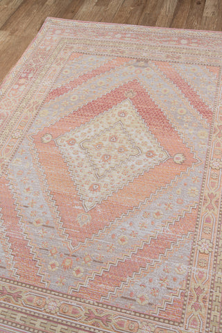 Momeni Isabella ISA-7 Pink Area Rug Corner Image Feature