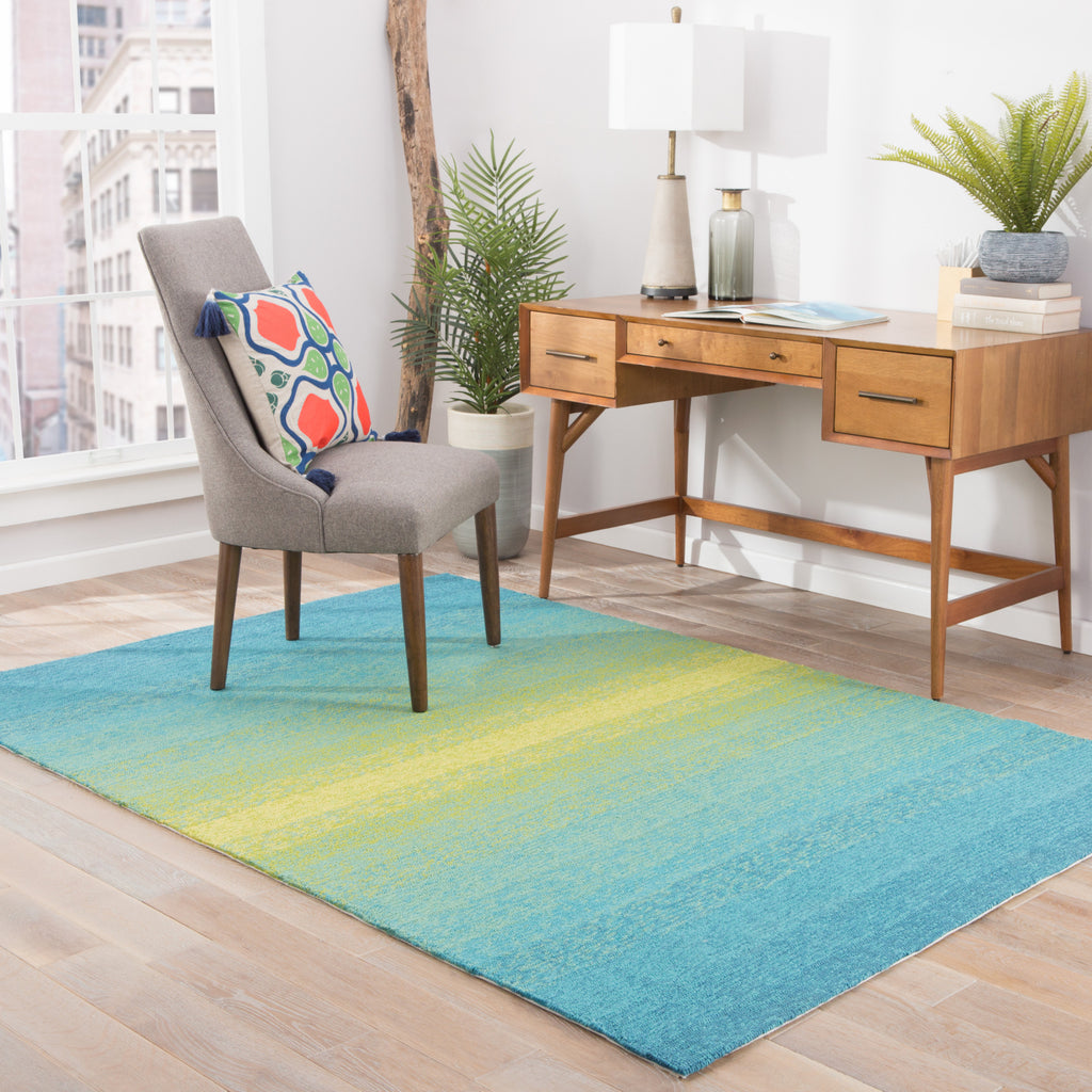 Jaipur Living Catalina Blaze CAT27 Blue/Lime Green Area Rug Lifestyle Image Feature