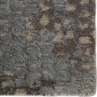 Jaipur Living Chaos Theory Naga CKV27 Light Blue/White Area Rug by Kavi - Close Up