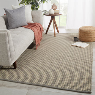 Jaipur Living Finlay Houndz FNL02 Light Gray/Cream Area Rug Lifestyle Image Feature