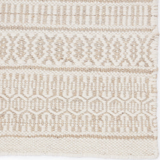 Jaipur Living Fontaine Galway FNT02 Ivory/Cream Area Rug Corner Close Up Image