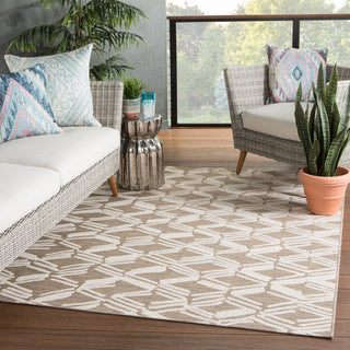 Jaipur Living Fresno Caelum FSN02 Beige/Cream Area Rug Lifestyle Image Feature