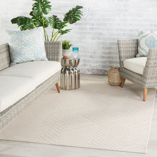 Jaipur Living Fresno Linet FSN06 Cream Area Rug Lifestyle Image Feature