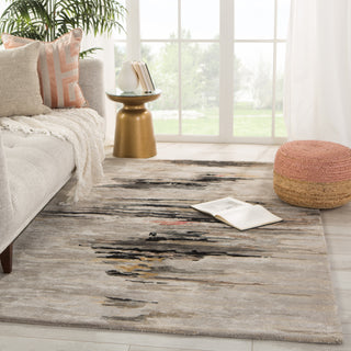 Jaipur Living Genesis Ryenn GES47 Gray/Black Area Rug Lifestyle Image Feature