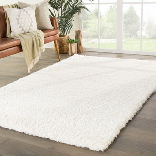 Jaipur Living Gisele Katya GIS01 White Area Rug Lifestyle Image Feature