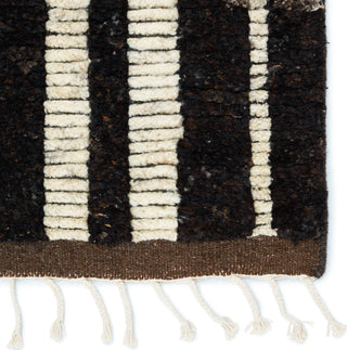 Jaipur Living Keoka Quest KEO02 Dark Brown/Ivory Area Rug Detail Image