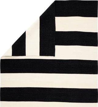 Jaipur Living Lanai Remora LAN06 Black/Ivory Area Rug Folded Backing Image