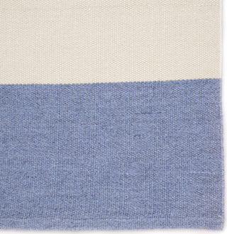 Jaipur Living Lanai Remora LAN08 Blue/Ivory Area Rug Corner Close Up Image