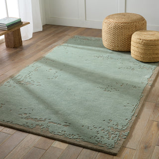 Jaipur Living Lenox Avenue LEN02 Sage/Taupe Area Rug Lifestyle Image Feature