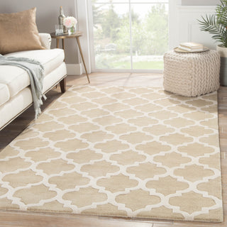 Jaipur Living Lounge Osborn LOE35 Beige/White Area Rug Lifestyle Image Feature