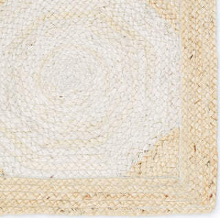 Jaipur Living Naturals Tobago Fiorita NAT43 Light Beige/White Area Rug Detail Image