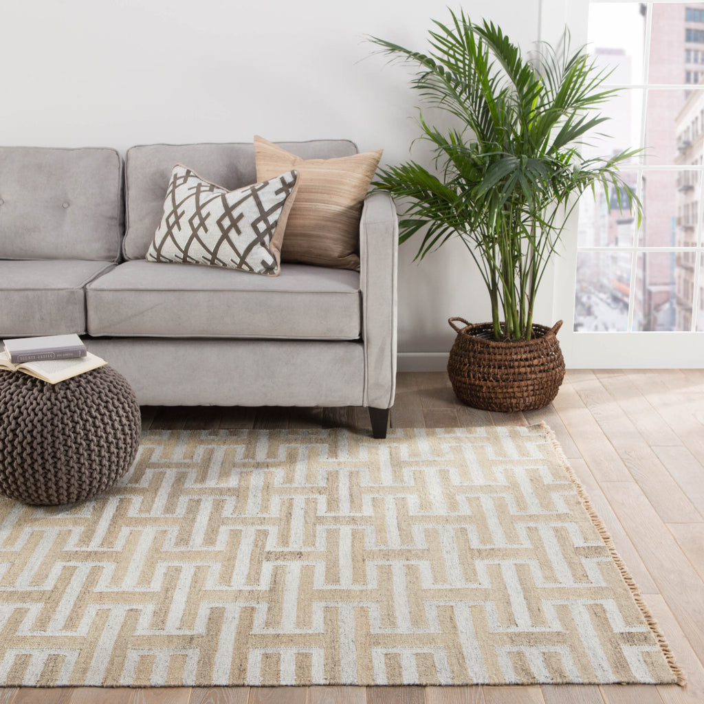 Jaipur Living Prescot Holmes PRC02 Silver/Taupe Area Rug Lifestyle Image Feature