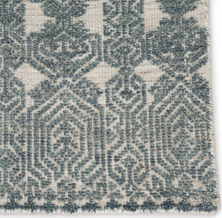 Jaipur Living Reign Abelle REI12 Teal/Light Gray Area Rug Corner Close Up Image