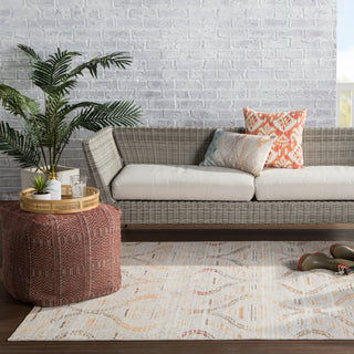 Jaipur Living Rhythmik Jive RHN04 Gray/Orange Area Rug by Nikki Chu