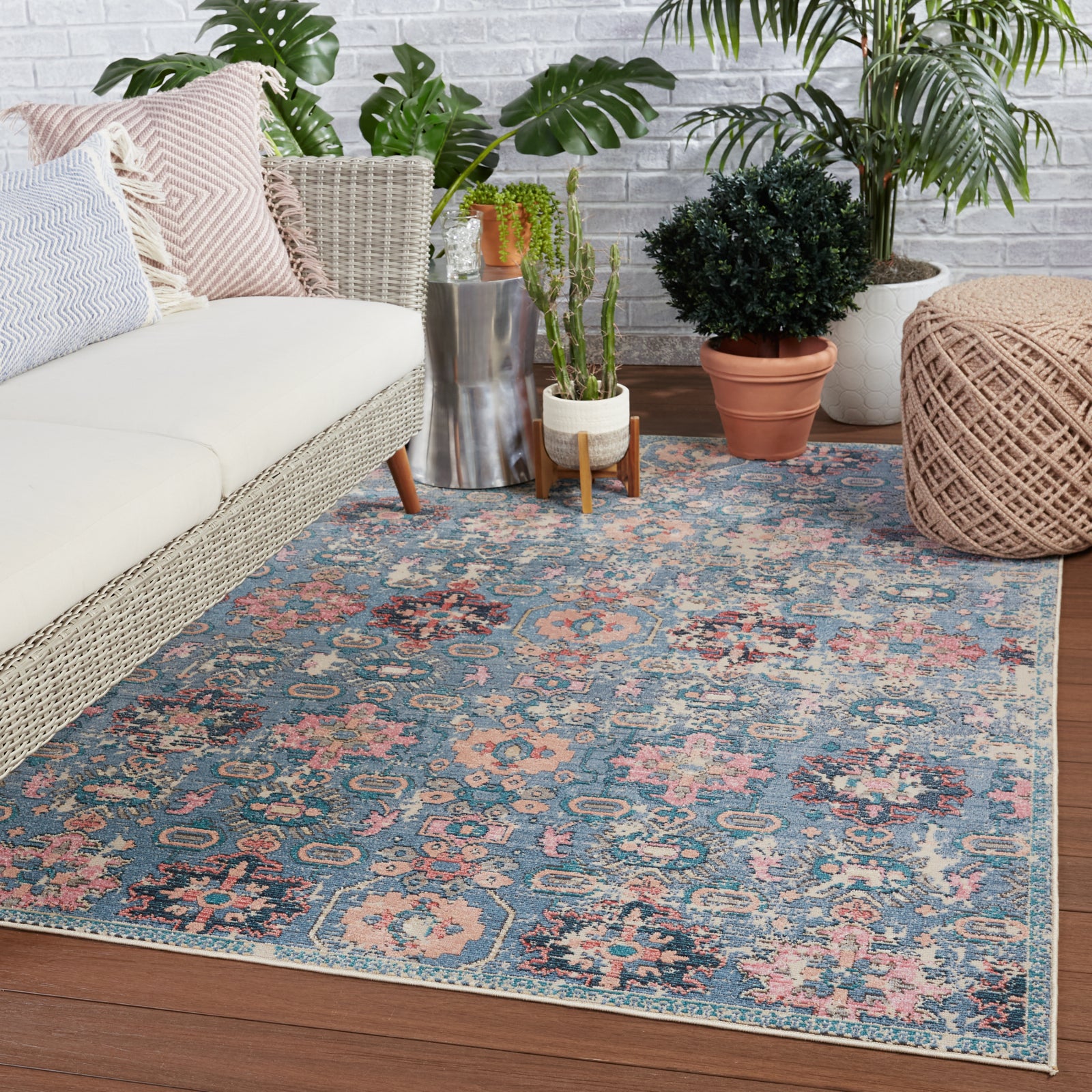 Vibe By Jaipur Living Elva Indoor/ Outdoor Oriental Pink Area Rug