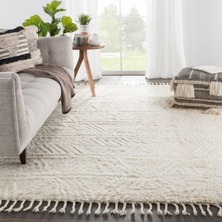 Jaipur Living Tala Akka TAL07 Cream/ Area Rug Lifestyle Image Feature