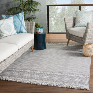 Jaipur Living Tikal Ramos TKL04 Gray/Light Gray Area Rug Lifestyle Image Feature