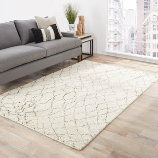 Jaipur Living Zuri Zuma ZUI02 Cream/Brown Area Rug Lifestyle Image Feature