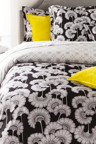 Surya Japanese Floral JFB-2002 Black Bedding by Florence Broadhurst 