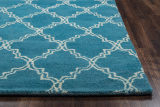 Rizzy Julian Pointe JP8747 Aqua/Blue Area Rug Edge Shot