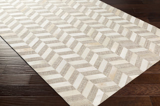 Surya Jardin JRD-2304 Area Rug Corner Shot