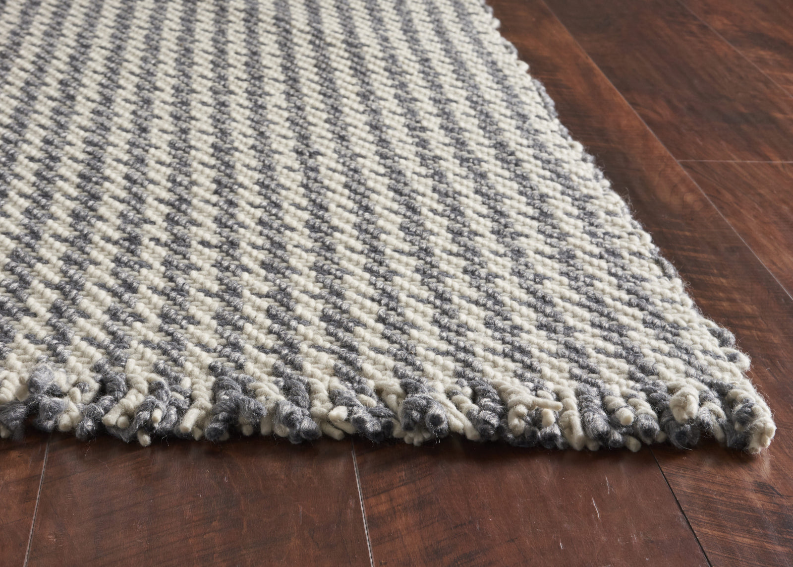 KAS Maui 1342 Ivory/Grey Houndstooth Area Rug – Incredible Rugs and Decor