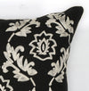 KAS Pillow L118 Black/White Finesse Round Image