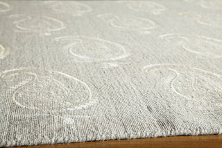 Momeni Lace Embroided LAC-1 Silver Area Rug Closeup