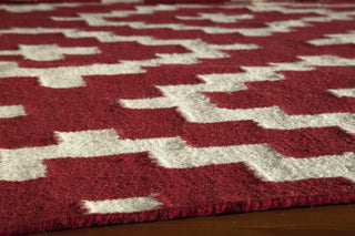 Momeni Laguna LG-04 Red Area Rug Closeup Feature