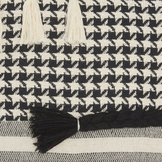 Nourison Life Styles TASSEL TEXTURE Black/White by Mina Victory 