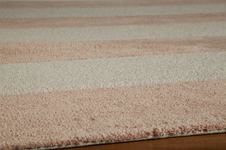 Momeni Lil Mo Classic LMI-5 Pink Area Rug Closeup