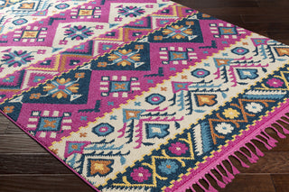 Surya Love LOV-2320 Area Rug Corner Image