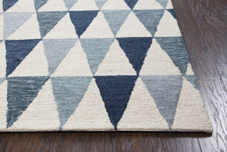 Rizzy Lancaster LS679A Ivory Area Rug 