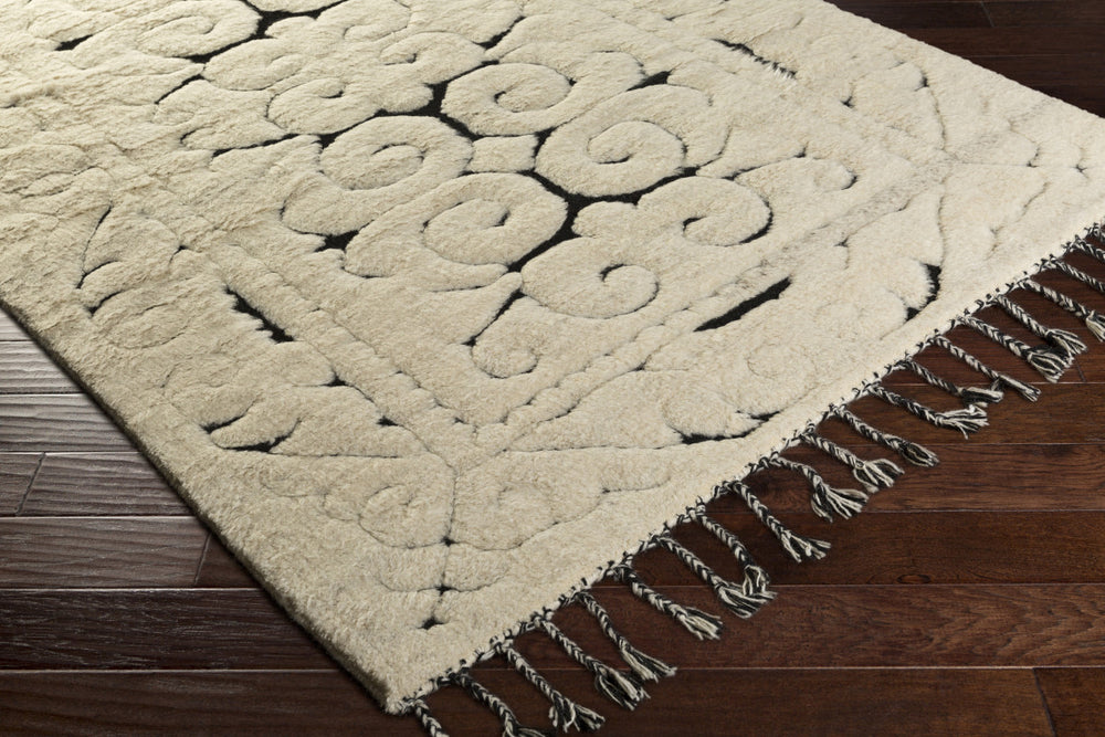 Surya Maori MAO-6000 Area Rug Corner Shot Feature