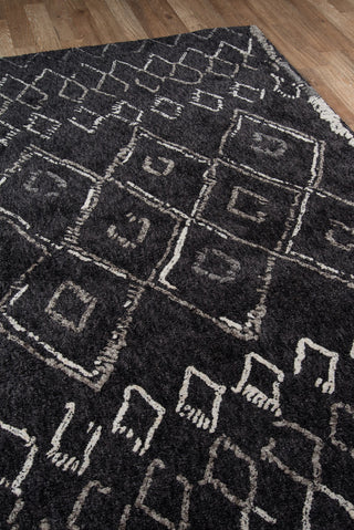 Momeni Margaux MGX-3 Black Area Rug Corner Image