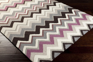 Surya Mamba MBA-9015 Area Rug 5x8 Corner Feature