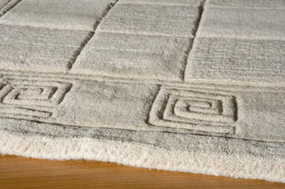 Momeni Metro MT-03 Beige Area Rug Closeup