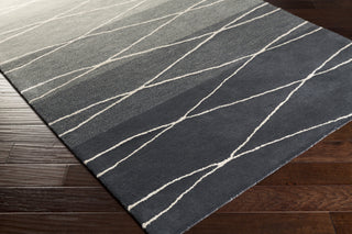 Surya Manor MNR-1001 Area Rug by GlucksteinHome 5x8 Corner Feature