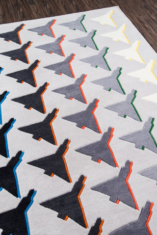 Momeni Lulu LUL-2 Grey Area Rug by Novogratz Close Up Feature