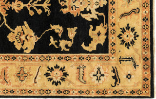 Loloi Morrow MW-03 Black / Light Gold Area Rug Close Up