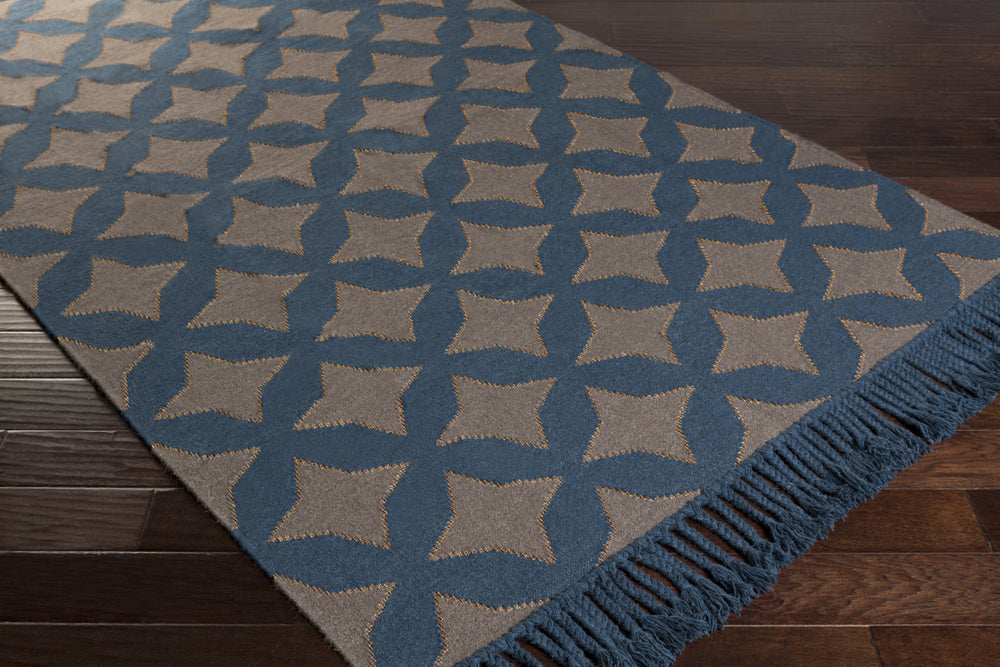 Surya Marinda MRI-8002 Area Rug Corner Shot Feature