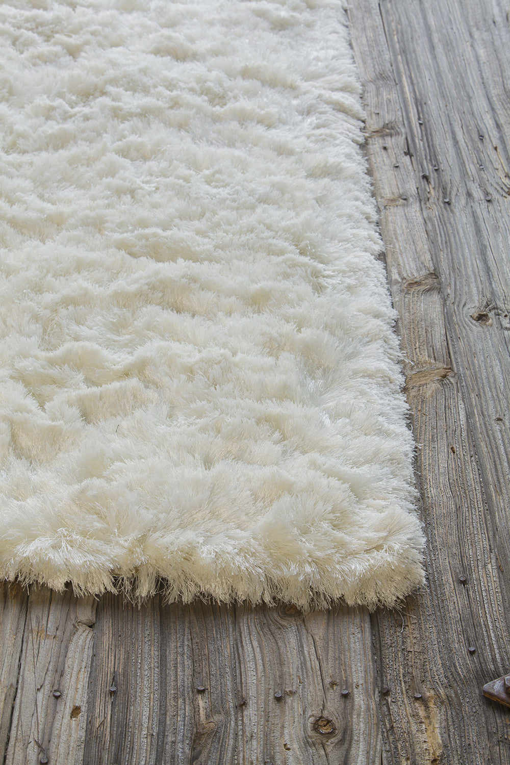 Chandra Naya NAY-18805 Area Rug Corner Shot Feature