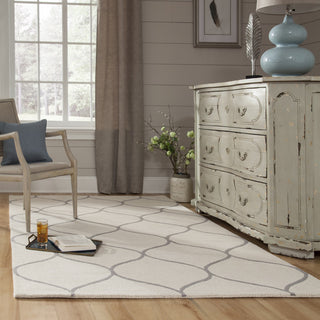 Momeni Newport NP-10 Ivory Area Rug Room Scene Feature