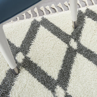 Diamond Trellis Shag DMT01 Ivory/Slate Area Rug by Nourison Detail Image