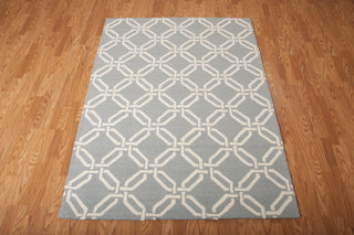 Nourison Linear LIN08 Light Blue Area Rug 5' X 7' Feature