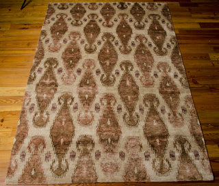 Nourison Silk Shadows SHA08 Sand Area Rug 6' X 9' Floor Shot Feature