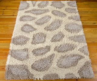 Nourison Splendor SPL18 Beige Area Rug 5' X 7' Floor Shot Feature